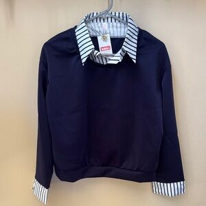 NWT women sweatshirt with attached collar